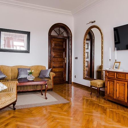 Halby Luxury Rooms Chmielna 73B วอร์ซอ ภายนอก รูปภาพ