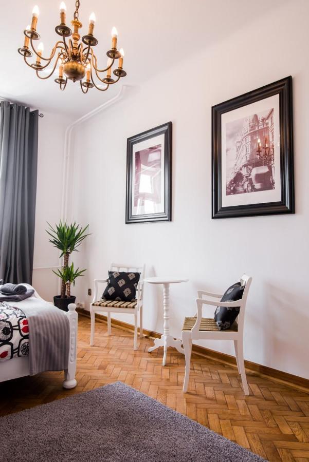 Halby Luxury Rooms Chmielna 73B วอร์ซอ ภายนอก รูปภาพ
