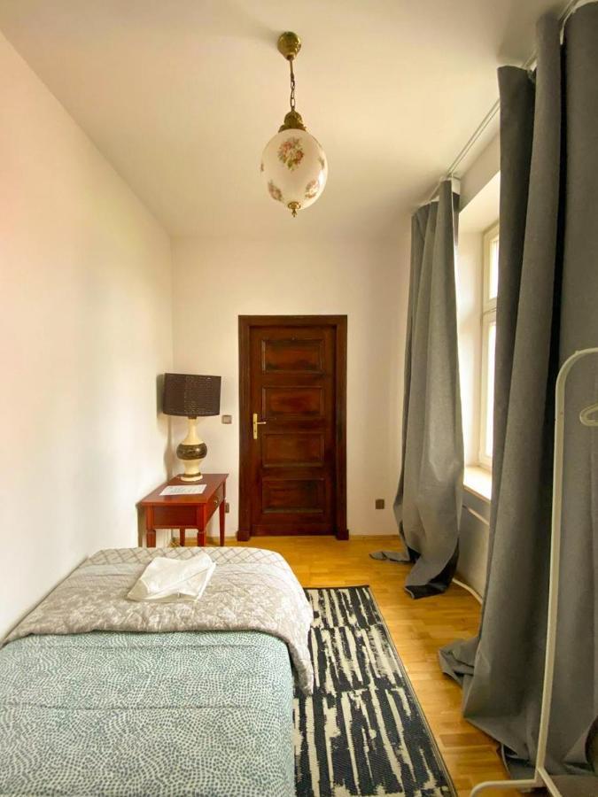 Halby Luxury Rooms Chmielna 73B วอร์ซอ ภายนอก รูปภาพ